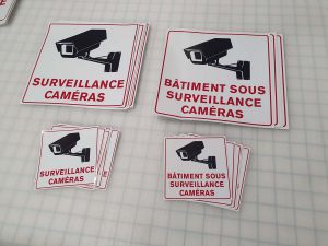 Autocollants "caméra de surveillance" | Utilisation : Informer et sécuriser les lieux