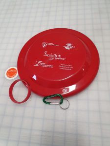 Frisbee, bracelet de silicone, mousqueton, jeton | Utilisation : Cadeau pour futurs étudiants d'un Collège, association et gym